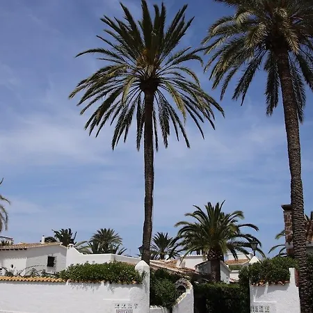 Szálloda La Palmera By Homevillas360